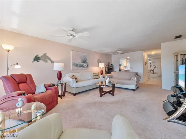 $279,000 | 4218 Southeast 20th Place, Unit D5, Cape Coral, FL 33904