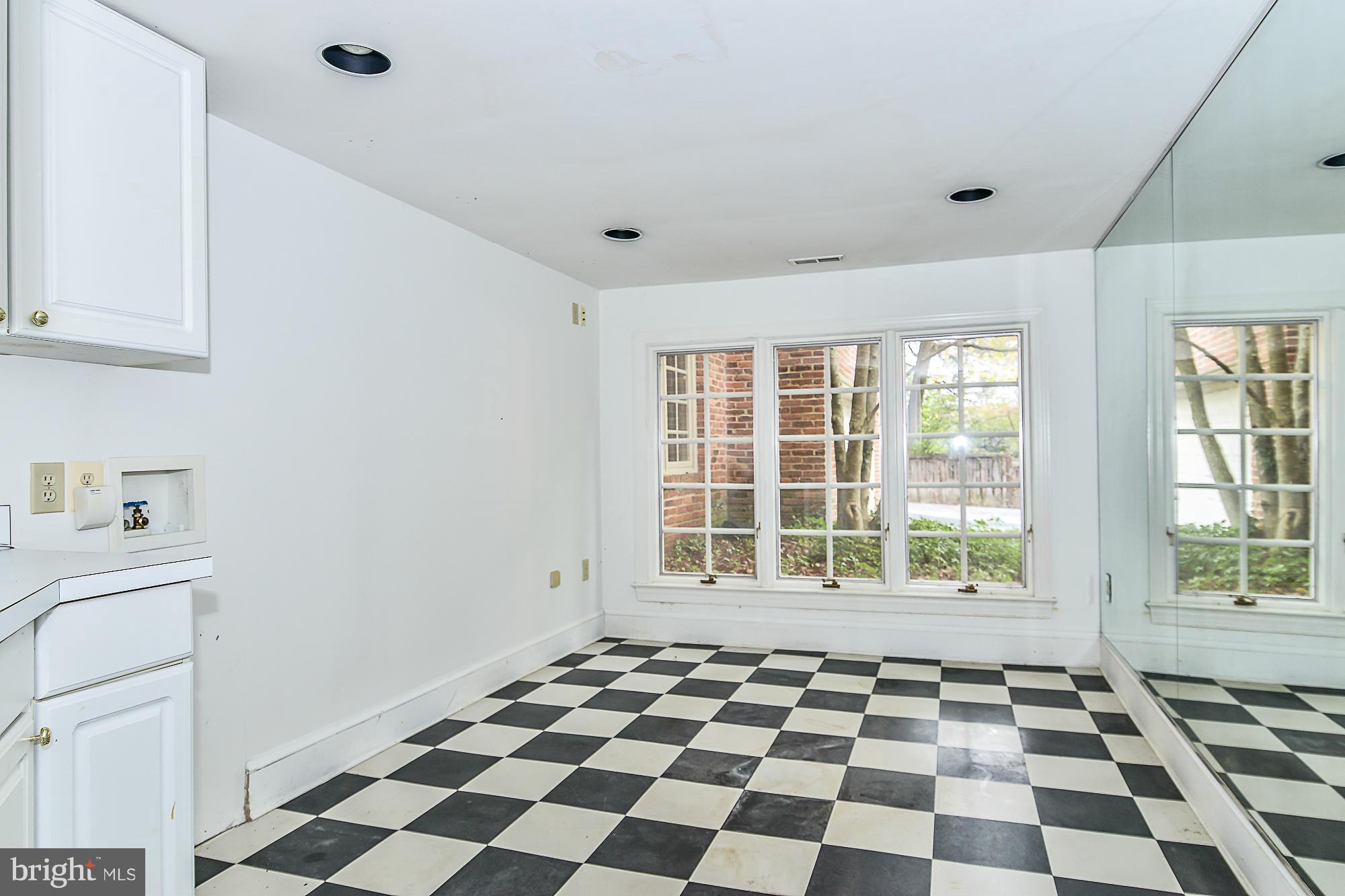 1132 Chain Bridge Road McLean, VA 22101 - Photo 27 of 30 Interior (General)