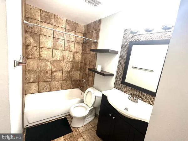 $1,850 | 4901 Ravens Crest Drive, Plainsboro, NJ 08536