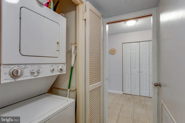 $3,000 | 1808 Old Meadow Road, Unit 1012, McLean, VA 22102