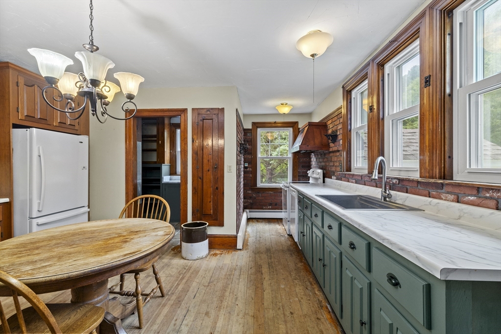 115 Britton Street Raynham, MA 02767 - Photo 3 of 31 Gallery Image 3