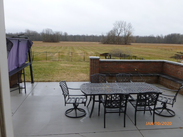 7020 East Richfield Road Davison, MI 48423 - Photo 17 of 20 Patio