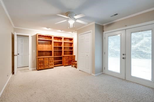 110 Pinewood Way Dalton, GA 30721 - Photo 16 of 25 Bonus Room with Patio Access