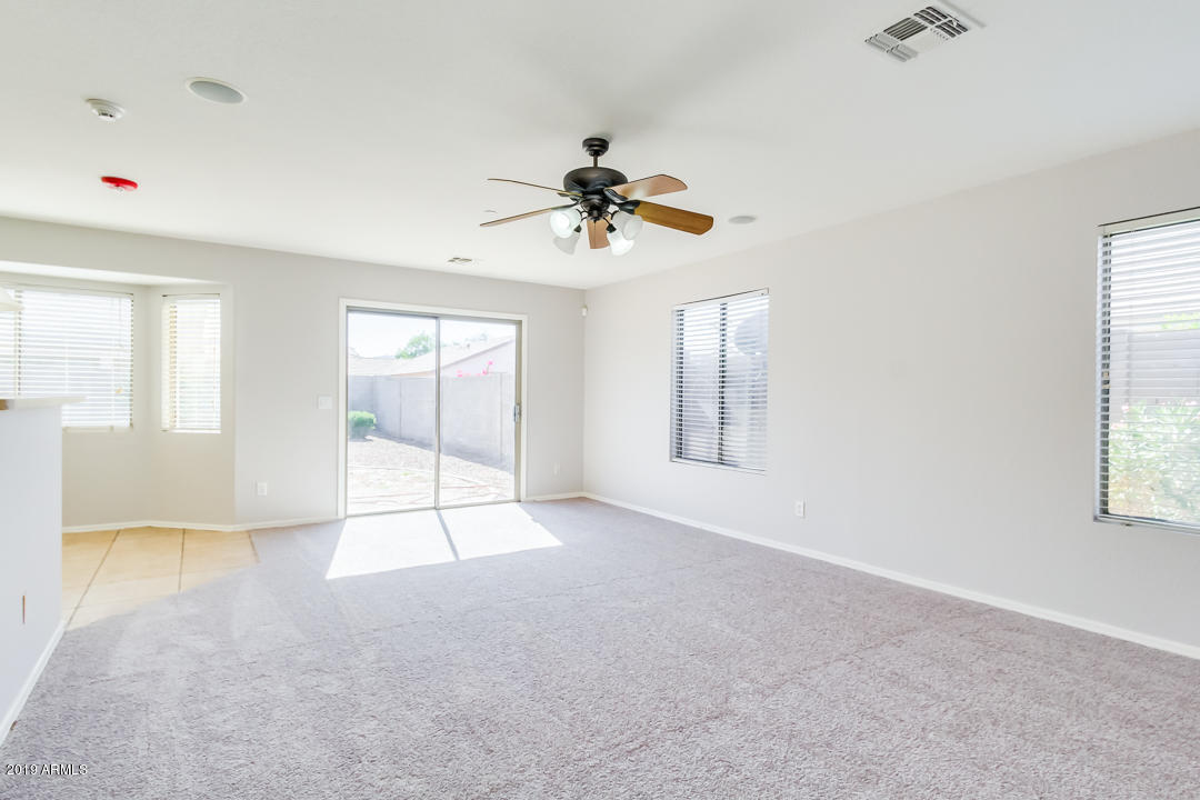 2123 West Vineyard Road Phoenix, AZ 85041 - Photo 6 of 20 01 - Vineyard