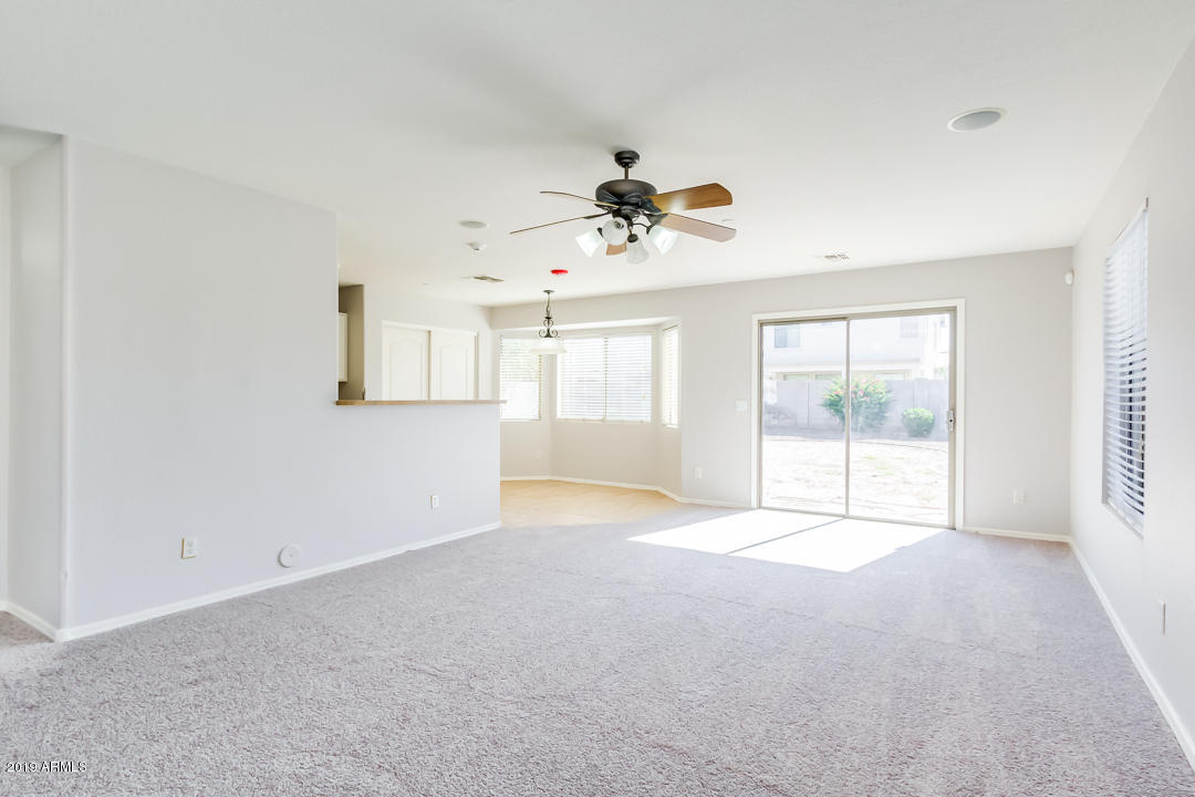 2123 West Vineyard Road Phoenix, AZ 85041 - Photo 7 of 20 02 - Vineyard