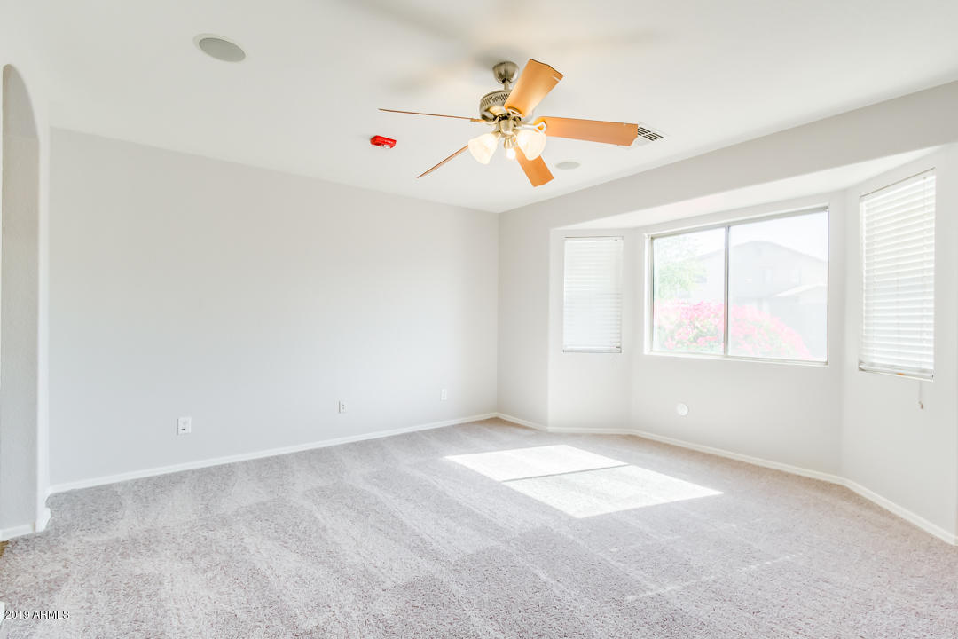 2123 West Vineyard Road Phoenix, AZ 85041 - Photo 9 of 20 07 - Vineyard