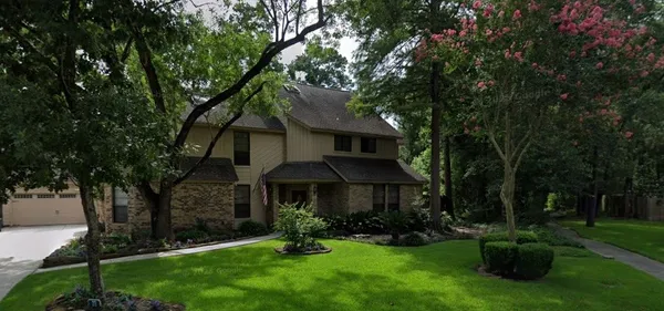 $699,000 | 27 Shining Lakes Place, The Woodlands, TX 77381