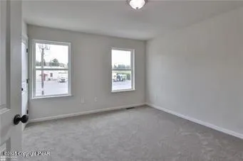 $2,175 | 665 Sipos Drive, Northampton, PA 18067