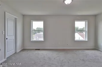 $2,175 | 665 Sipos Drive, Northampton, PA 18067