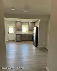 $2,175 | 665 Sipos Drive, Northampton, PA 18067