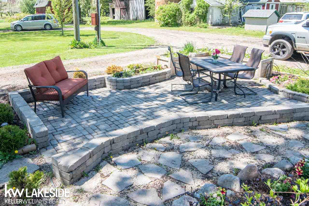 7884 Trumble Road Columbus, MI 48063 - Photo 4 of 43 Brick Paver Patio