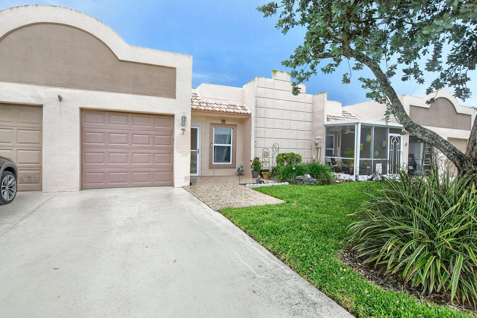 9005 Flynn Circle, Unit 7 Boca Raton, FL 33496 - Photo 2 of 44 e256745bef781629c84eb51ac9ae672f_1780605