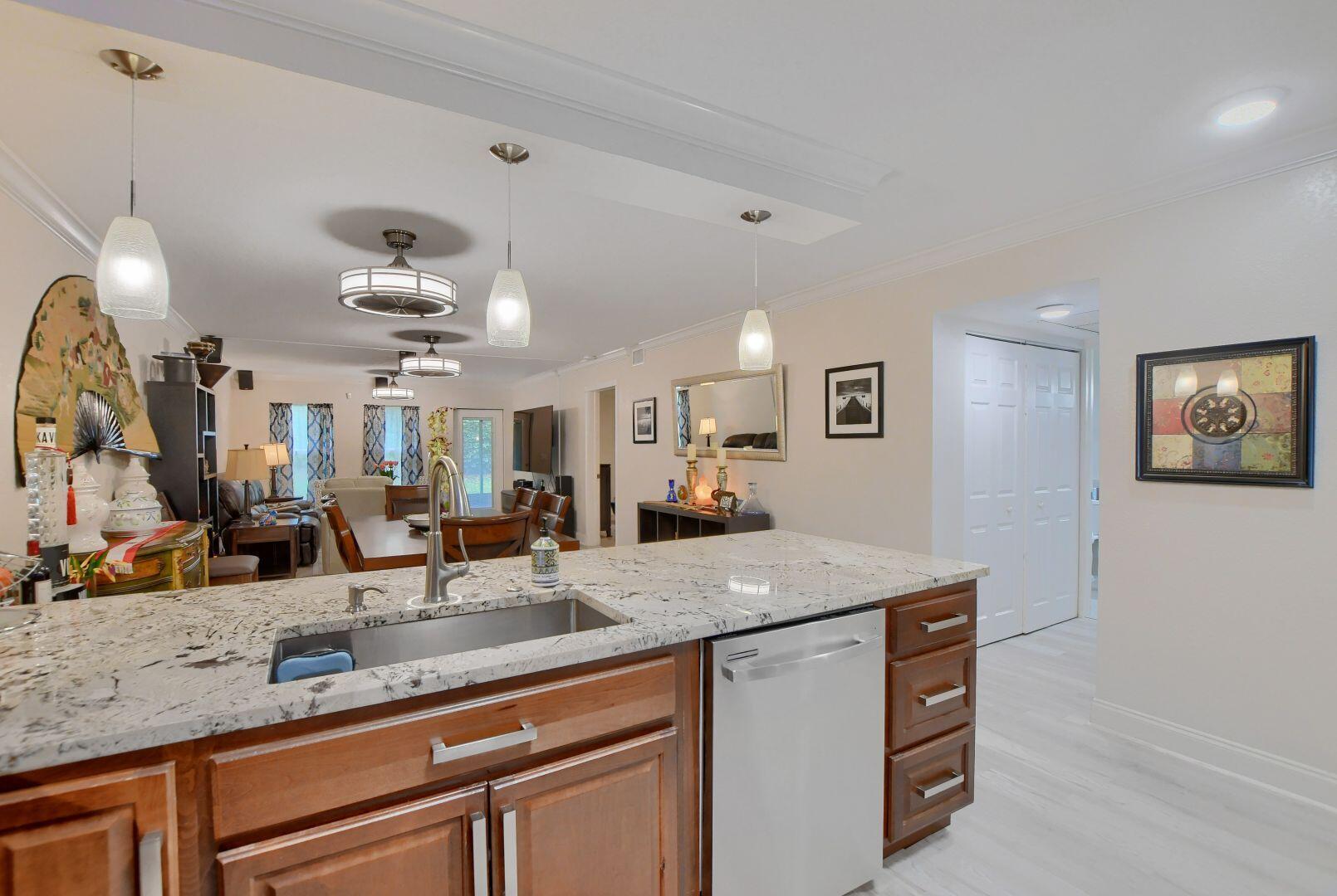 9005 Flynn Circle, Unit 7 Boca Raton, FL 33496 - Photo 7 of 44 4b0a1fcee182155e2aba8144bc63ac6f_1780594
