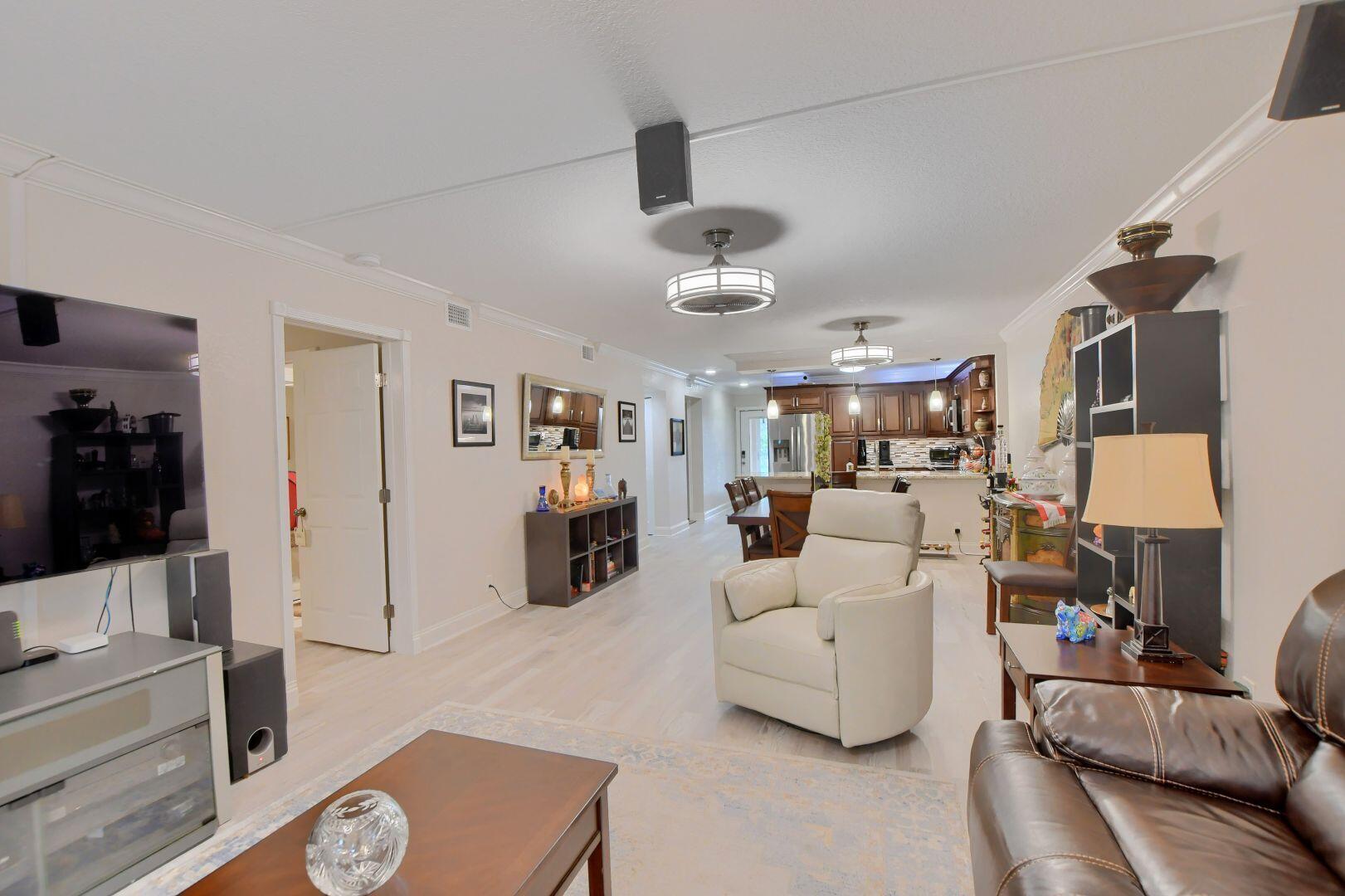 9005 Flynn Circle, Unit 7 Boca Raton, FL 33496 - Photo 9 of 44 16b983b58eb2d92bc25900a5e53b73ee_1780604