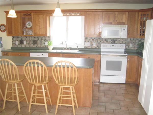 45 Noble Road Rochester, MA 02770 - Photo 4 of 18
