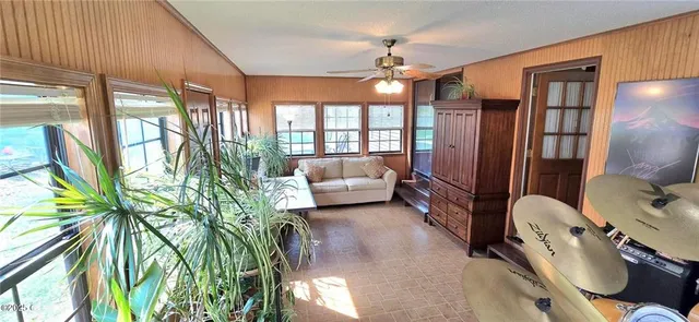 $271,500 | 3050 Gaineswood Avenue, Baxter Springs, KS 66713