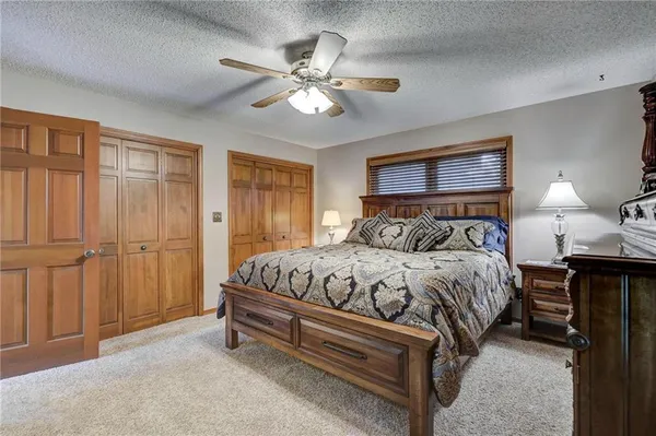 $265,000 | 3050 Gaineswood Avenue, Baxter Springs, KS 66713
