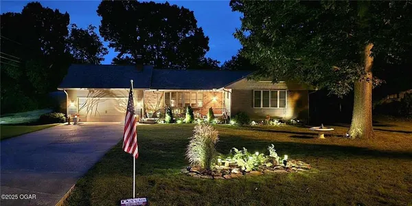 $269,000 | 3050 Gaineswood Avenue, Baxter Springs, KS 66713