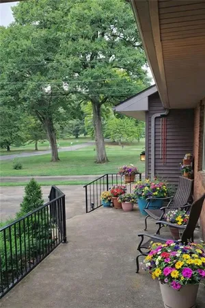 $265,000 | 3050 Gaineswood Avenue, Baxter Springs, KS 66713