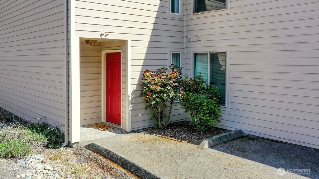 1555 Union Avenue Northeast, Unit 22 Renton, WA 98059 - Photo 30 of 32