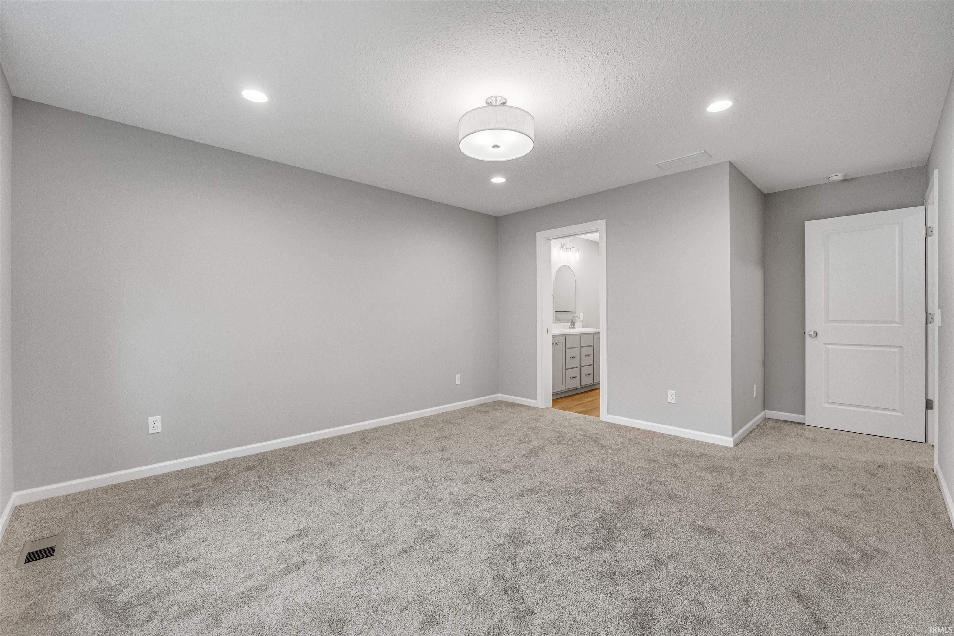 6076 Adams Ctr Road Fort Wayne, IN 46816 - Photo 14 of 23