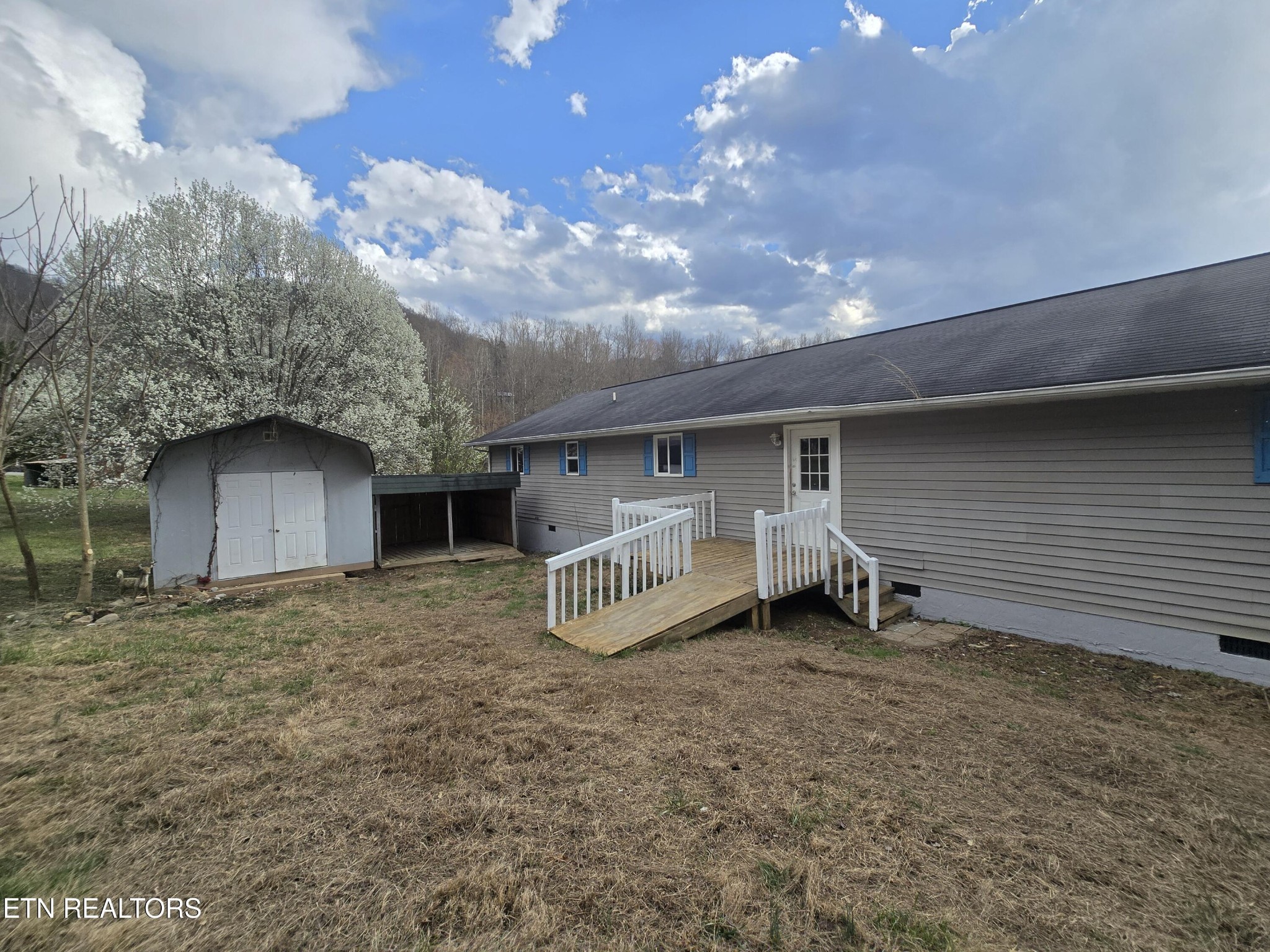 2737 Clabo Road Sevierville, TN 37862 - Photo 30 of 37 Gallery Image 30