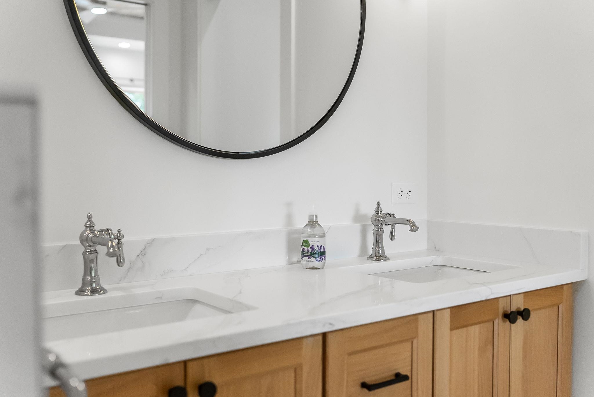 6801 Secor Road Traverse City, MI 49685 - Photo 40 of 99