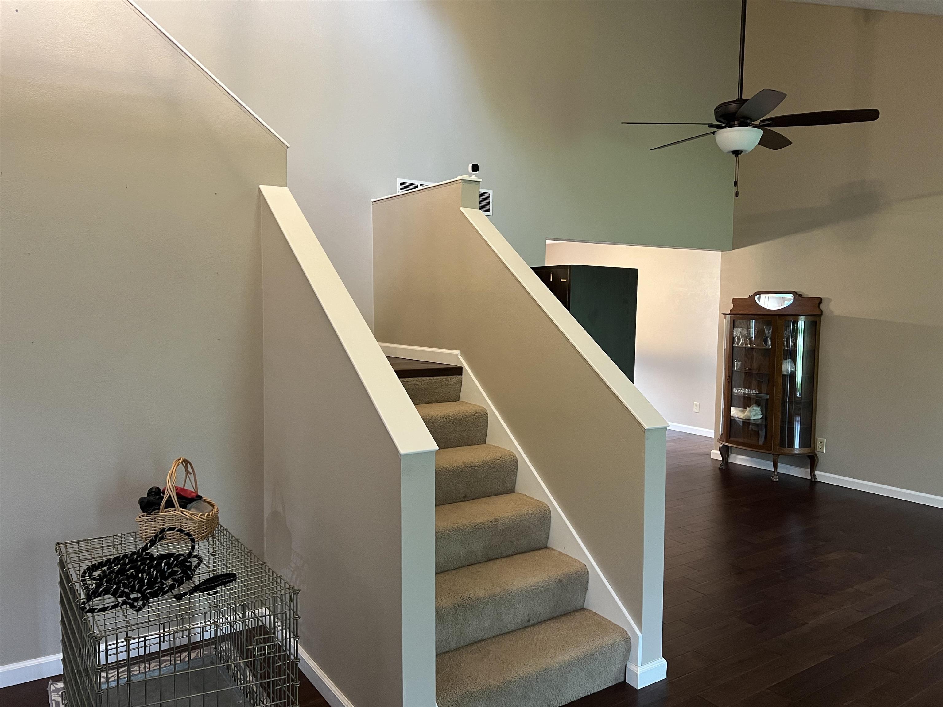 14 Spring Brook Road Rockford, IL 61114 - Photo 2 of 31 a view of entryway and hall with wooden floor