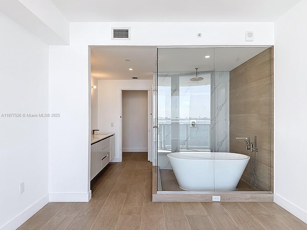 700 Northeast 24th Street, Unit 1402 Miami, FL 33137 - Photo 14 of 68