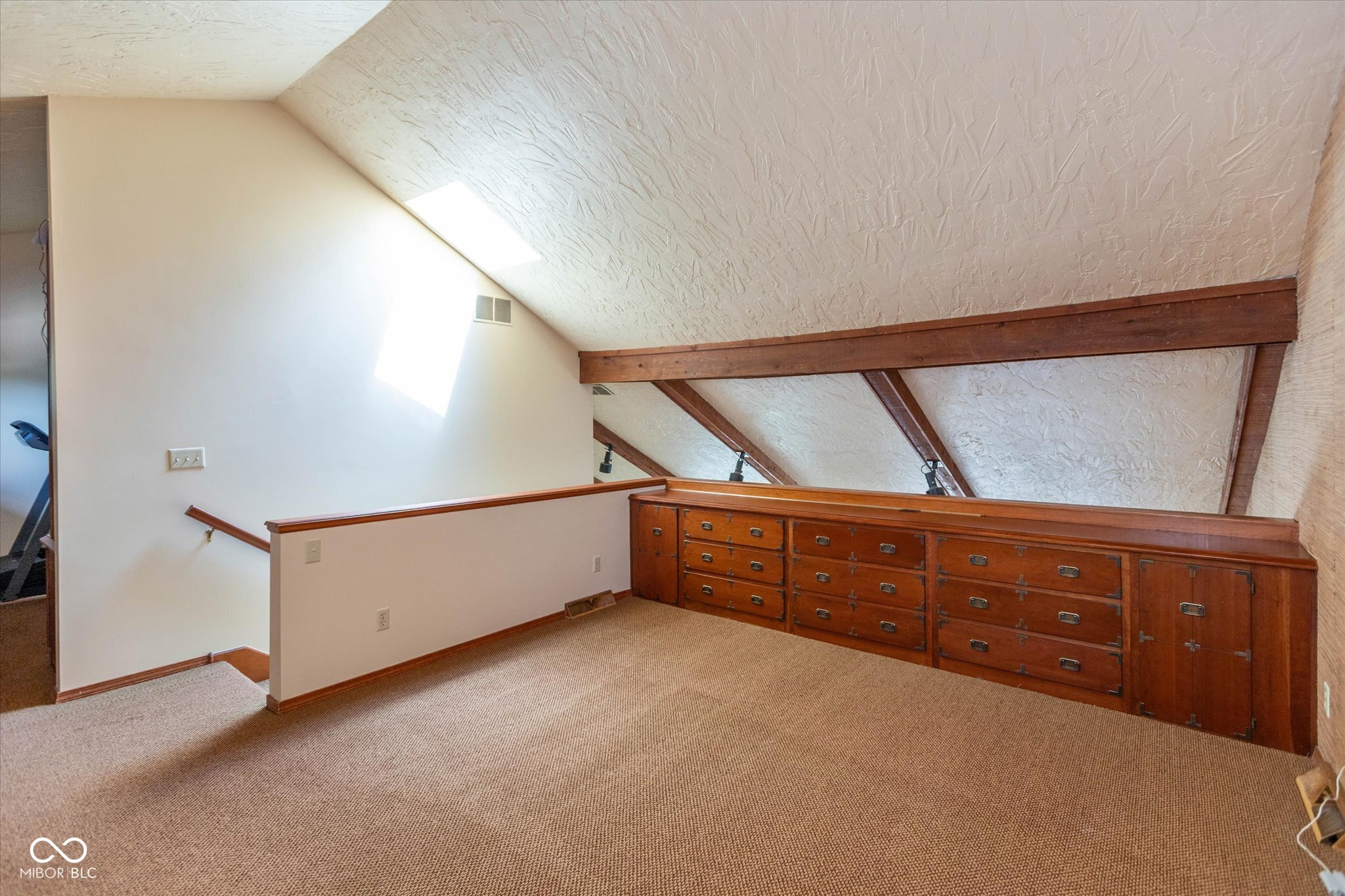 1017 Tuckahoe Road Indianapolis, IN 46260 - Photo 19 of 35 Gallery Image 19