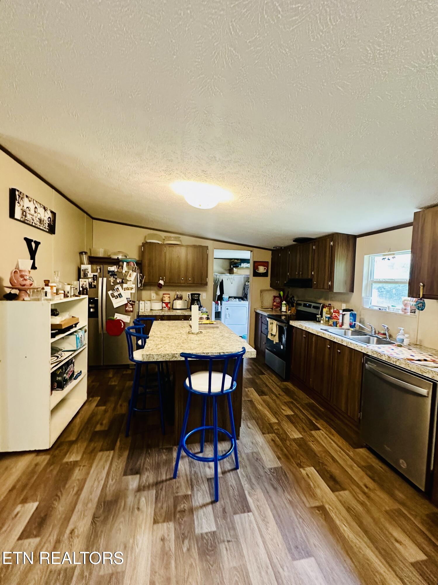 1240 Burrville Road Sunbright, TN 37872 - Photo 8 of 27 IMG_5606