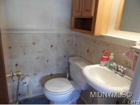 11 Regency Road New Hartford, NY 13413 - Photo 6 of 15