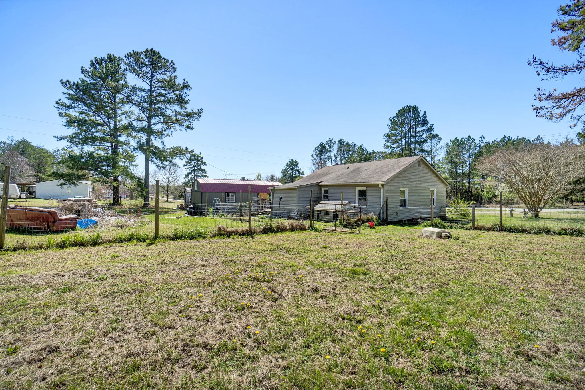 7979 Highway 56 Enoree, SC 29335 - Photo 19 of 24