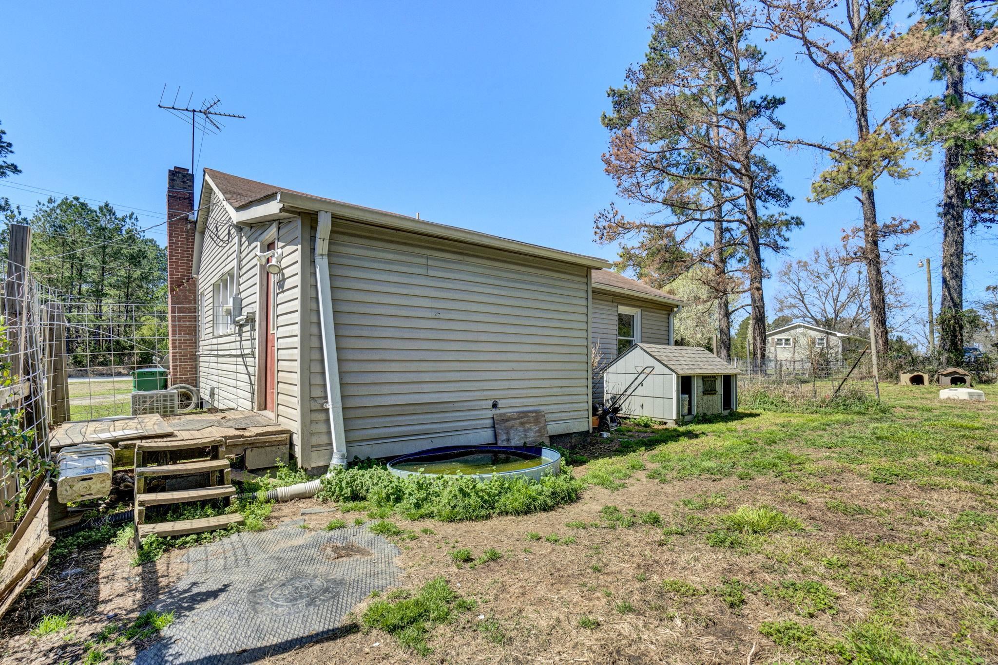 7979 Highway 56 Enoree, SC 29335 - Photo 24 of 24