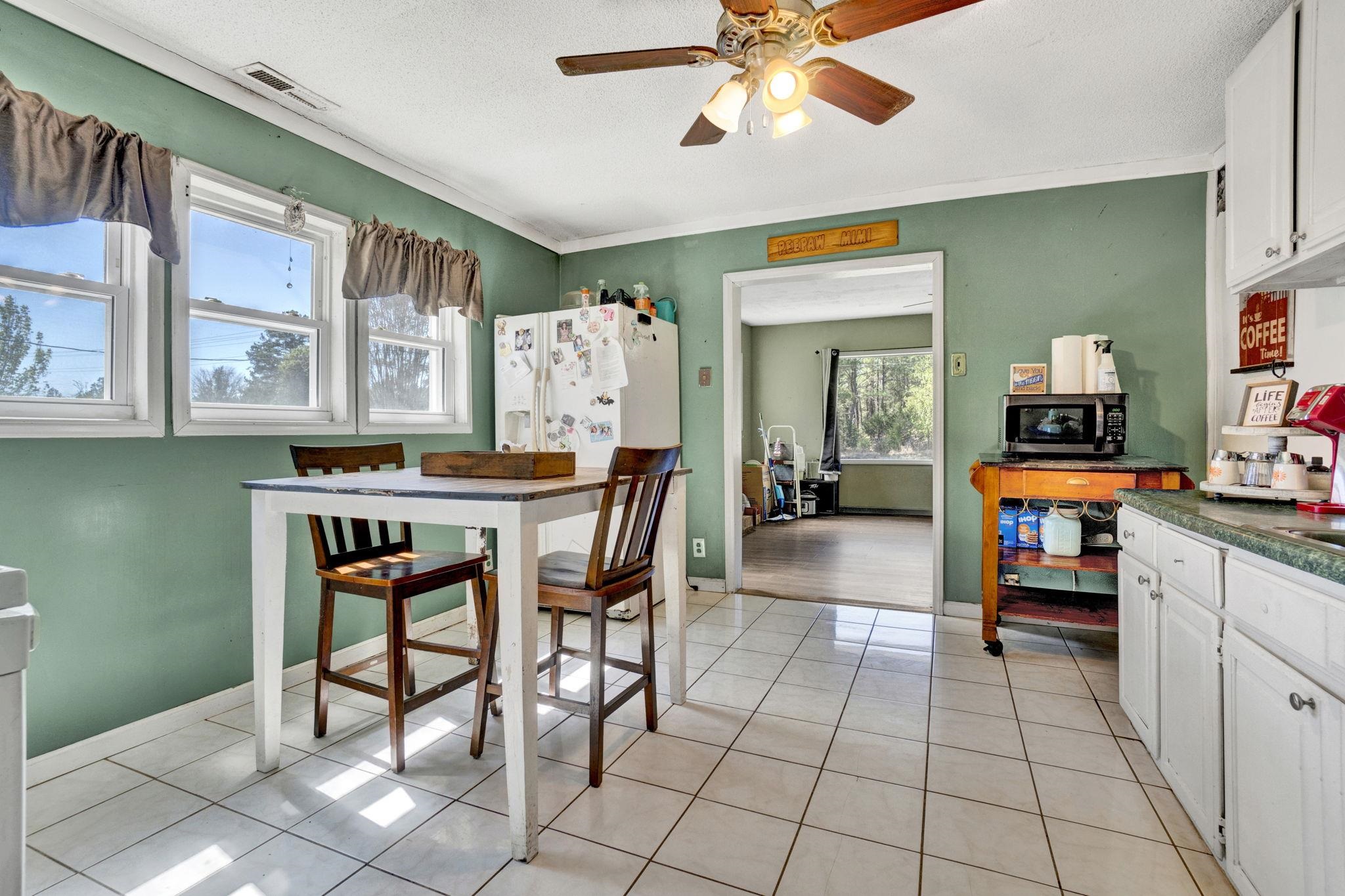 7979 Highway 56 Enoree, SC 29335 - Photo 9 of 24