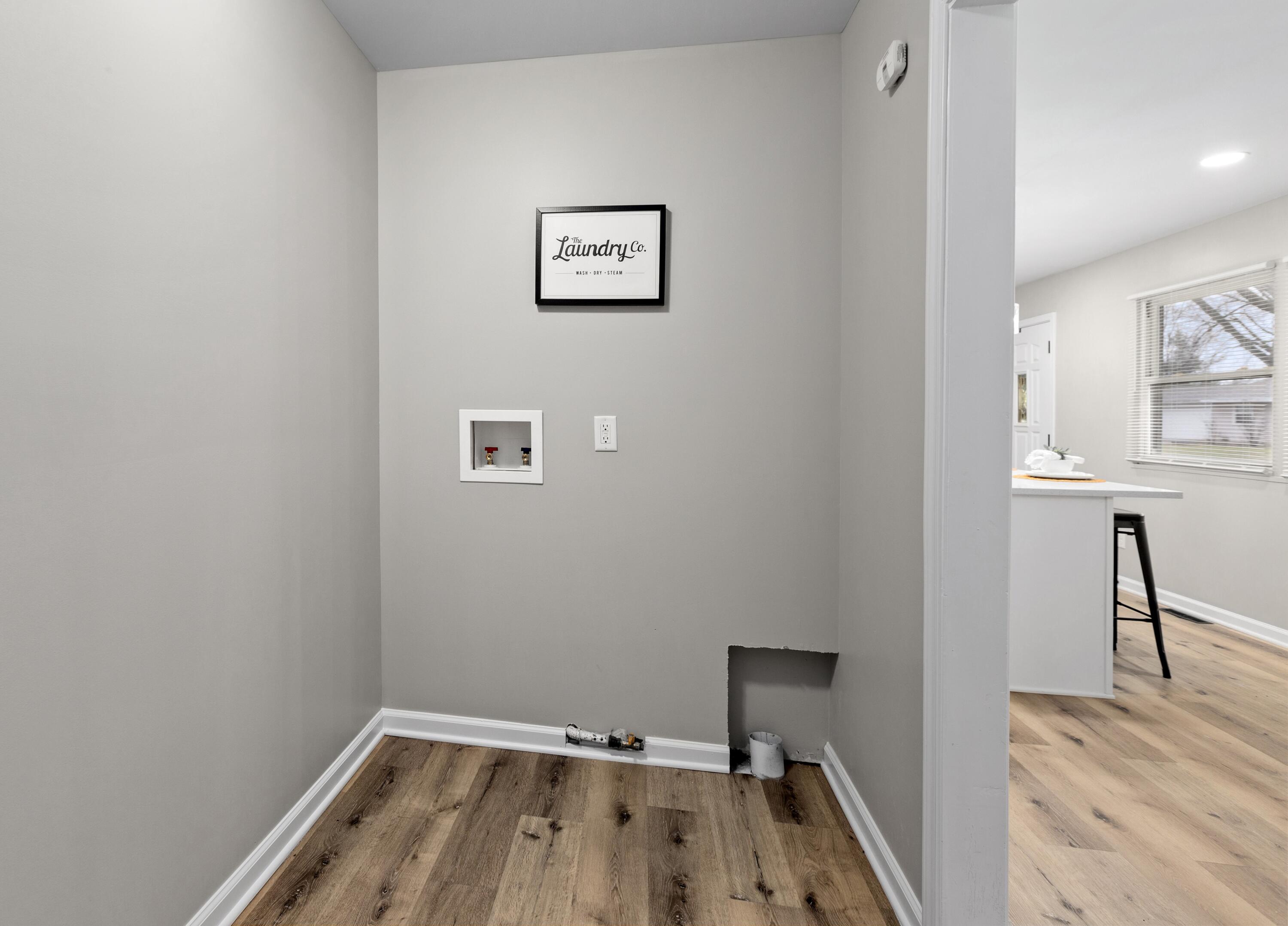 394 Raritan Drive Valparaiso, IN 46385 - Photo 10 of 17 3000x2158