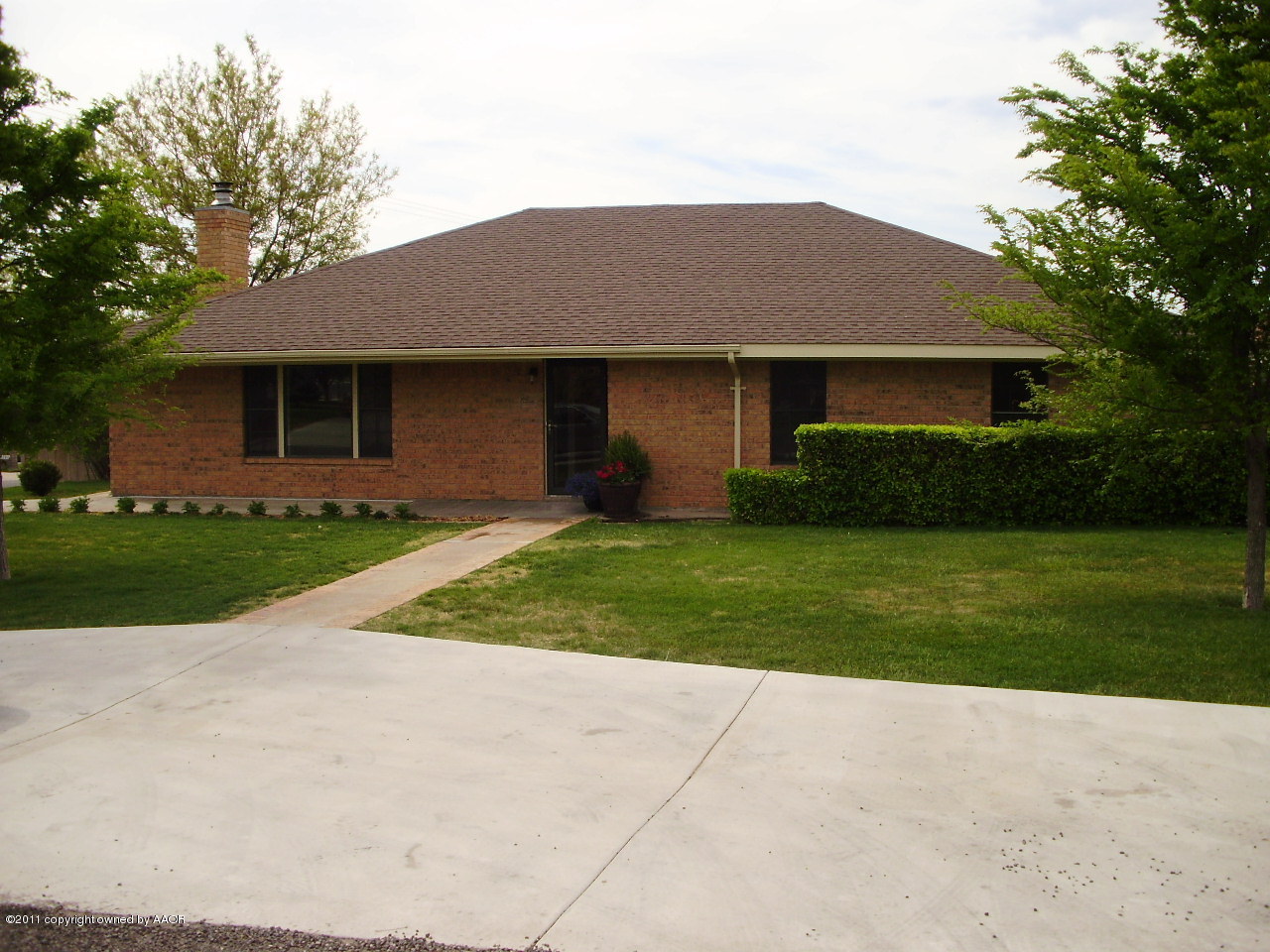 8701 Circle Drive Amarillo, TX 79110 - Photo 1 of 19 Front View