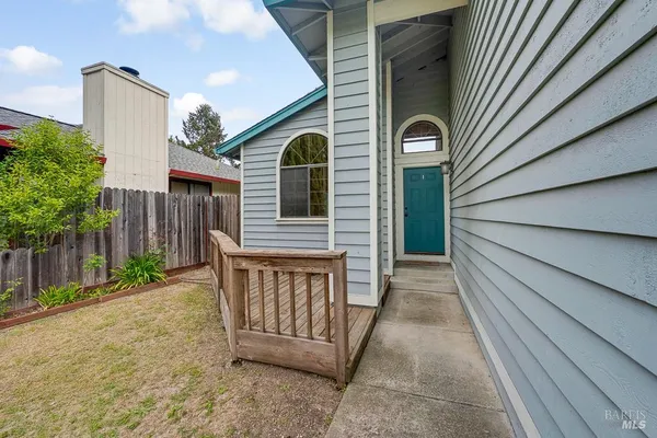 $699,000 | 1924 Gambels Way, Santa Rosa, CA 95403