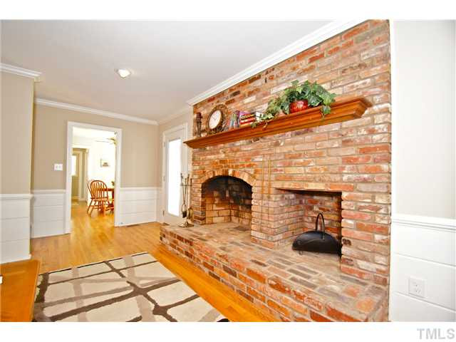 8104 Calais Court Raleigh, NC 27613 - Photo 5 of 25 Photo 5