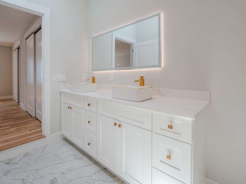 76 Center Street, Unit A Plympton, MA 02367 - Photo 25 of 33