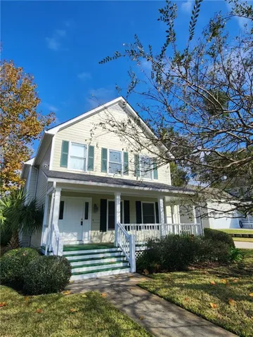 $750,000 | 112 Newfield Street, St. Simons Island, GA 31522