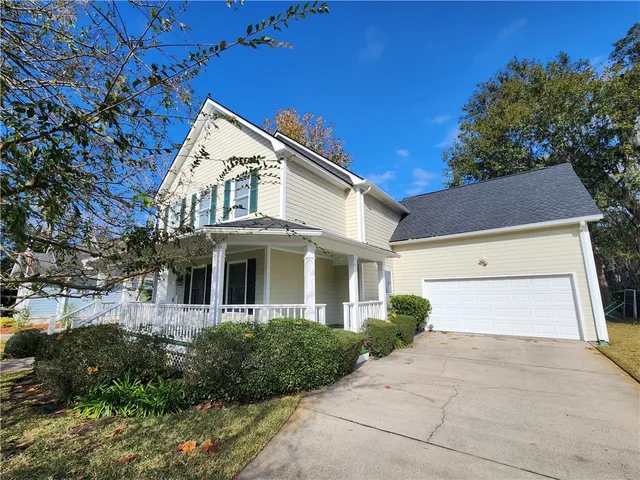 $750,000 | 112 Newfield Street, St. Simons Island, GA 31522