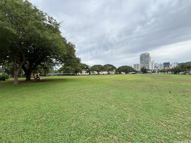 $1,900 | 1543 Makiki Street, Unit 605, Honolulu, HI 96822