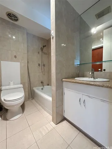 $1,900 | 1543 Makiki Street, Unit 605, Honolulu, HI 96822