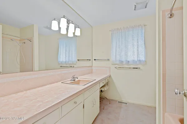 $185,000 | 3804 Mavis Avenue, Yakima, WA 98902