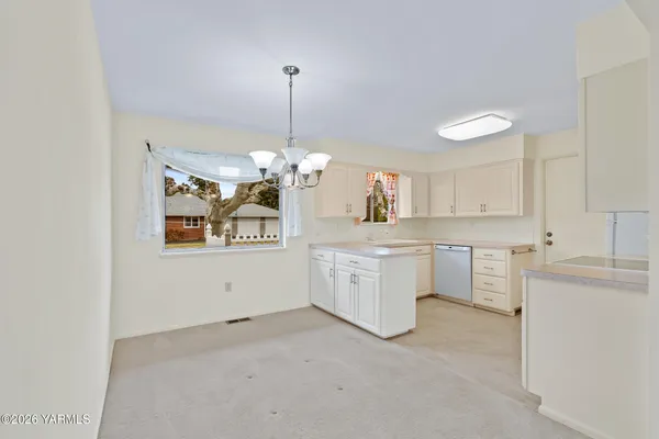 $185,000 | 3804 Mavis Avenue, Yakima, WA 98902