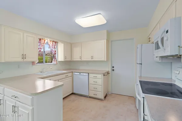 $185,000 | 3804 Mavis Avenue, Yakima, WA 98902