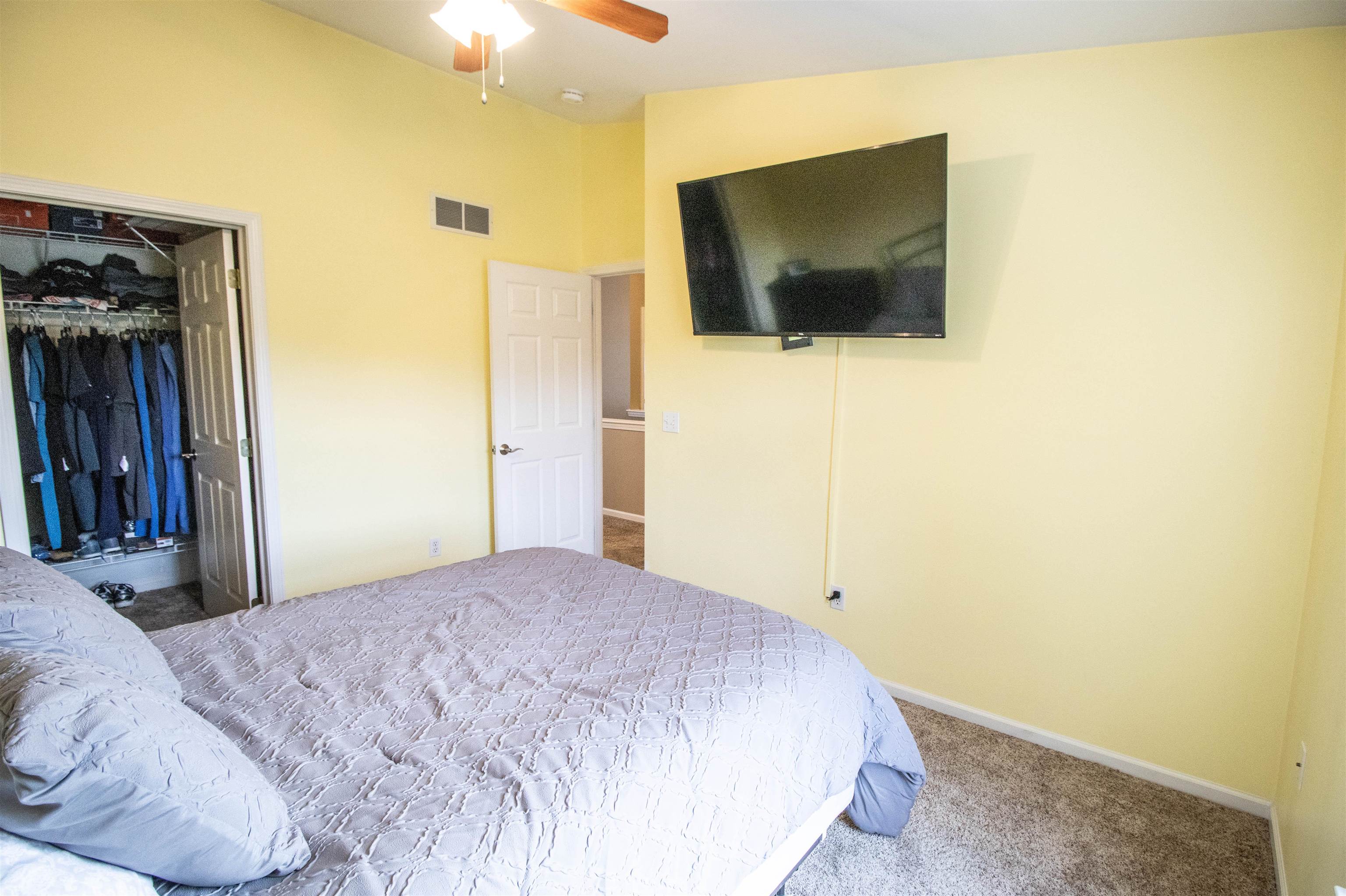 321 Rustic Trail Linden, MI 48451 - Photo 27 of 68 50189063-d26a5364-a17d-437b-95ee-08056a02c33d.JPG