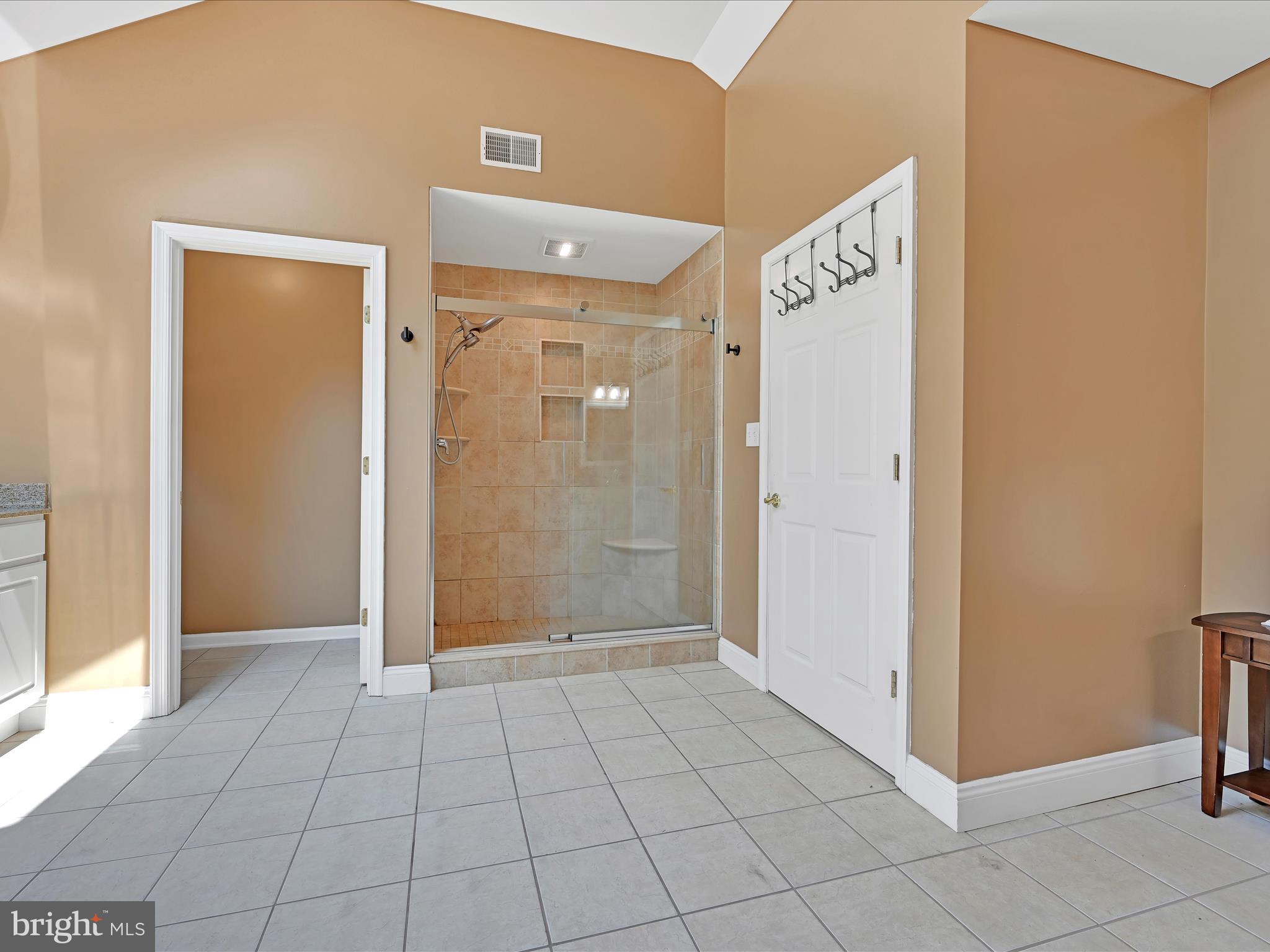 1124 Grove Road West Chester, PA 19380 - Photo 22 of 43 Bathroom