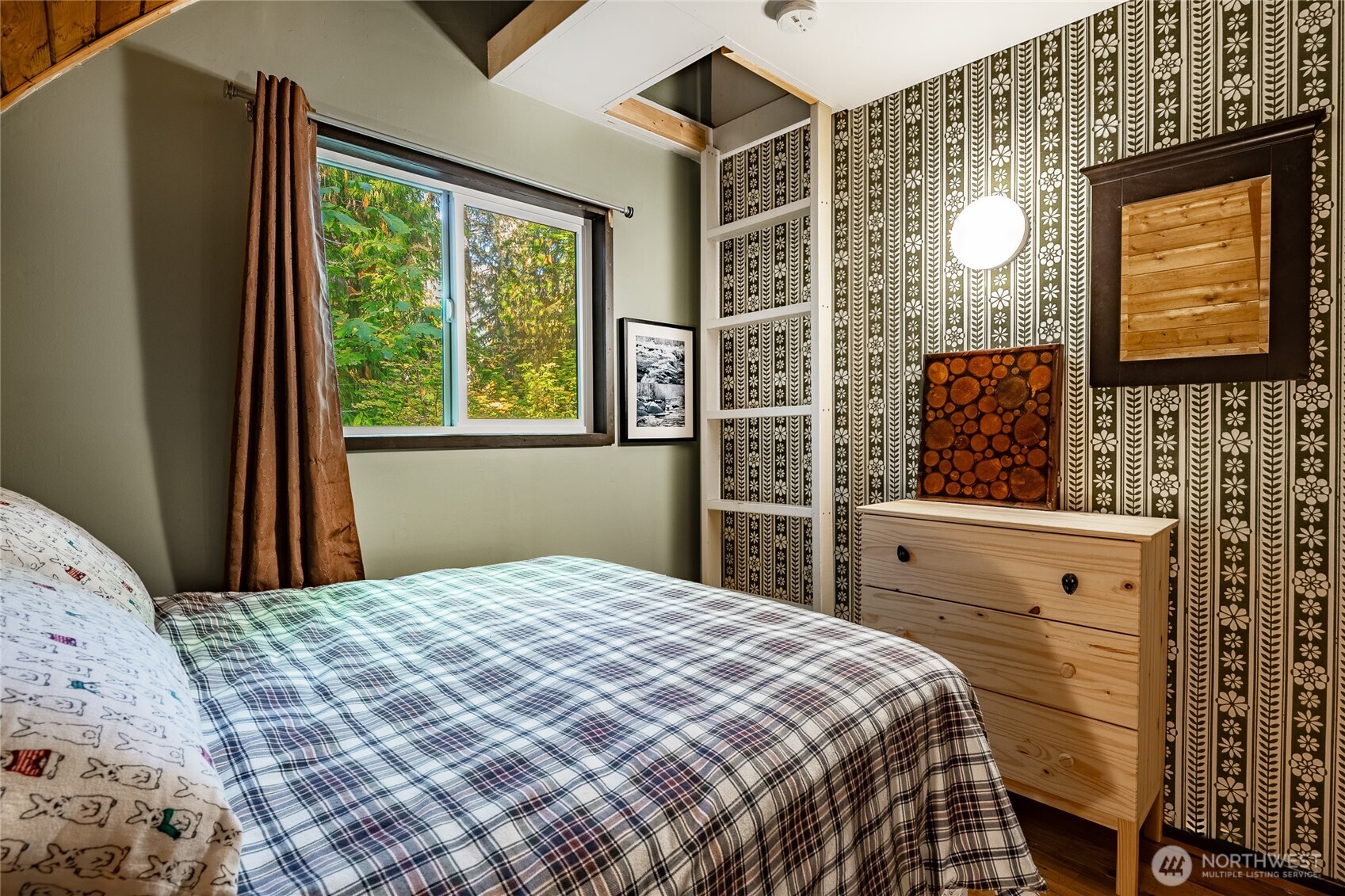 16010 Shuksan Rim Drive Deming, WA 98244 - Photo 17 of 31